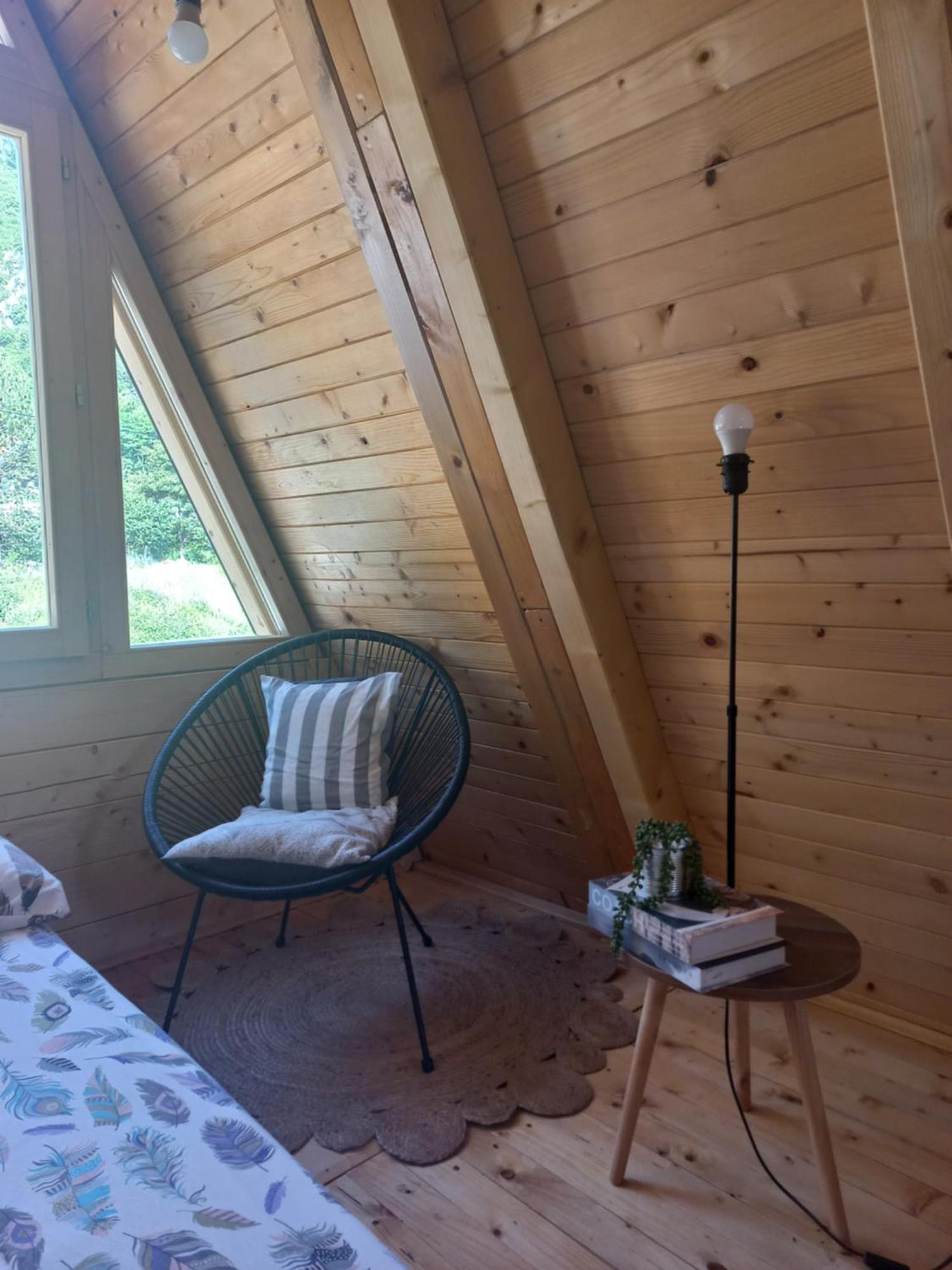 Nice Cabin Цетине